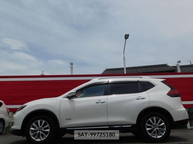 Nissan X-TRAIL HYBRID 2020-07 8039433-4