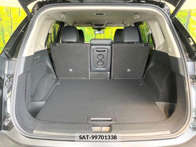 Nissan X-TRAIL HYBRID 2024-10 8039422-9