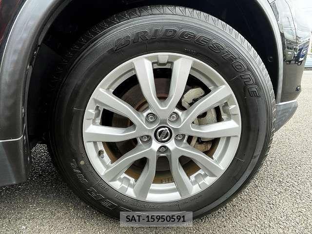 Nissan X-TRAIL HYBRID 2018-07 8039432-3