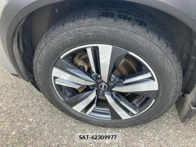 Nissan X-TRAIL HYBRID 2022-08 8039430-11