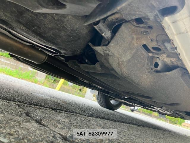 Nissan X-TRAIL HYBRID 2022-08 8039430-5