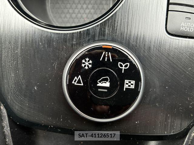 Nissan X-TRAIL HYBRID 2022-07 8039425-12