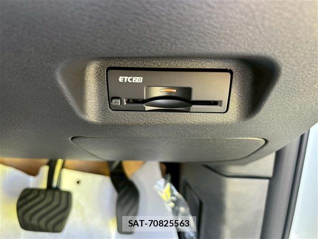 Nissan X-TRAIL HYBRID 2026-03 8039420-20