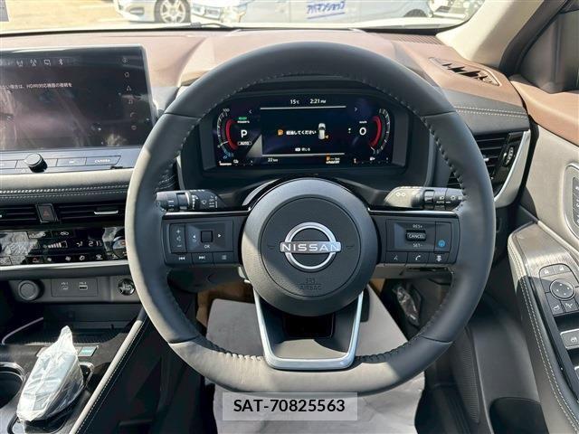 Nissan X-TRAIL HYBRID 2026-03 8039420-24