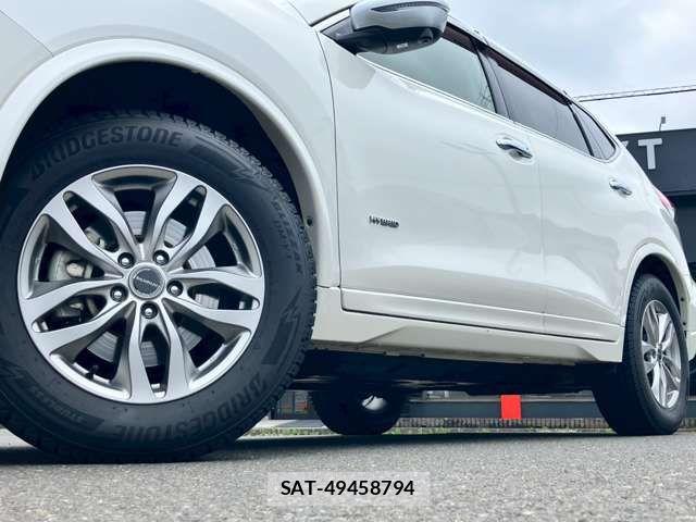 Nissan X-TRAIL HYBRID 2017-07 8039437-13