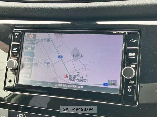 Nissan X-TRAIL HYBRID 2017-07 8039437-1