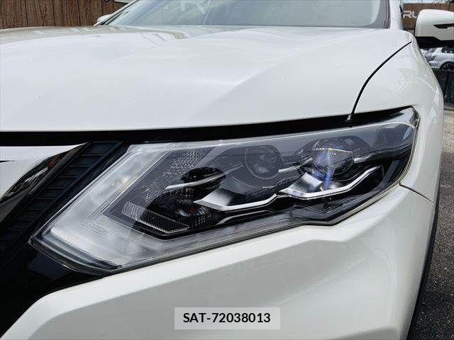 Nissan X-TRAIL HYBRID 2020-10 8039434-11