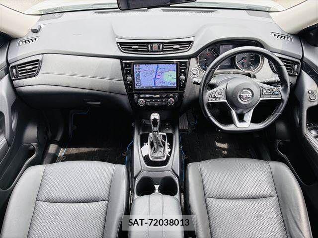 Nissan X-TRAIL HYBRID 2020-10 8039434-2