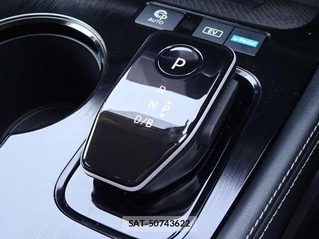 Nissan X-TRAIL HYBRID 2022-10 8039426-16