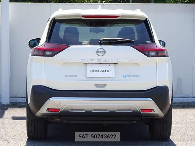 Nissan X-TRAIL HYBRID 2022-10 8039426-6
