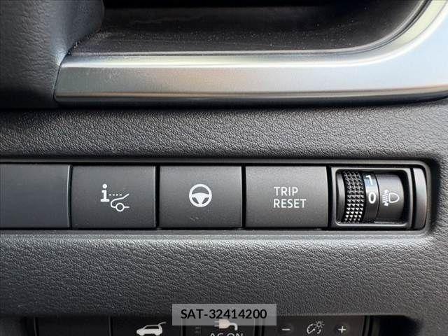 Nissan X-TRAIL HYBRID 2022-09 8039424-24