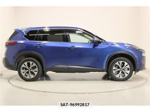 Nissan X-TRAIL HYBRID 2022-09 8039427-11