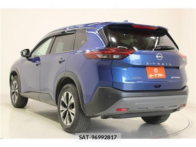 Nissan X-TRAIL HYBRID 2022-09 8039427-8