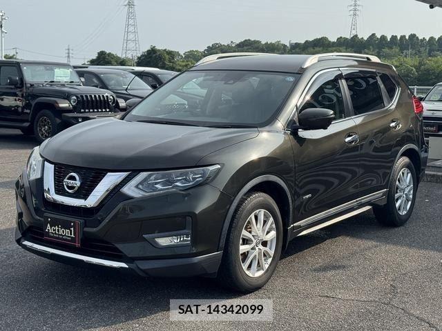 Nissan X-TRAIL HYBRID 2018-04 8076266-0