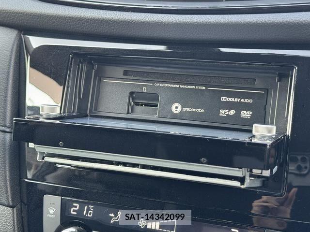 Nissan X-TRAIL HYBRID 2018-04 8076266-18
