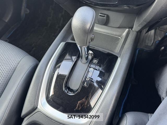 Nissan X-TRAIL HYBRID 2018-04 8076266-20