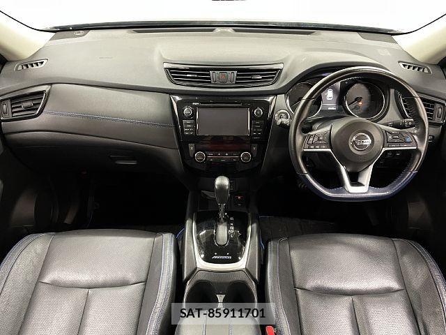Nissan X-TRAIL HYBRID 2020-06 8076263-1