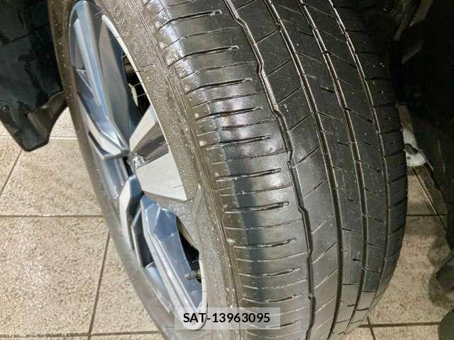 Nissan X-TRAIL HYBRID 2023-07 8076262-3