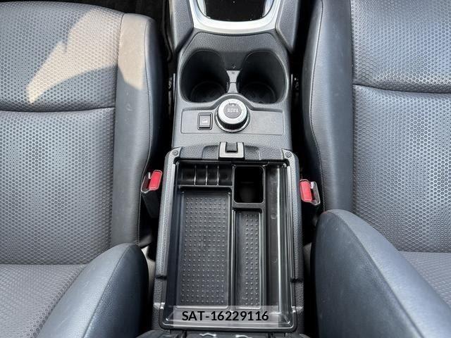 Nissan X-TRAIL HYBRID 2019-03 8076264-23