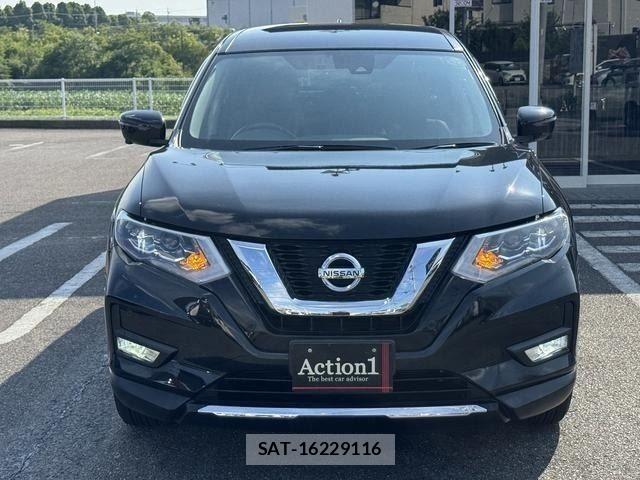 Nissan X-TRAIL HYBRID 2019-03 8076264-2