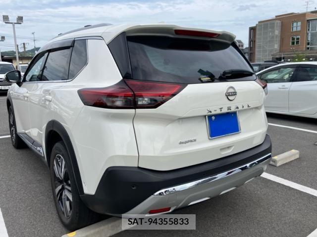 Nissan X-TRAIL HYBRID 2022-11 8076261-1