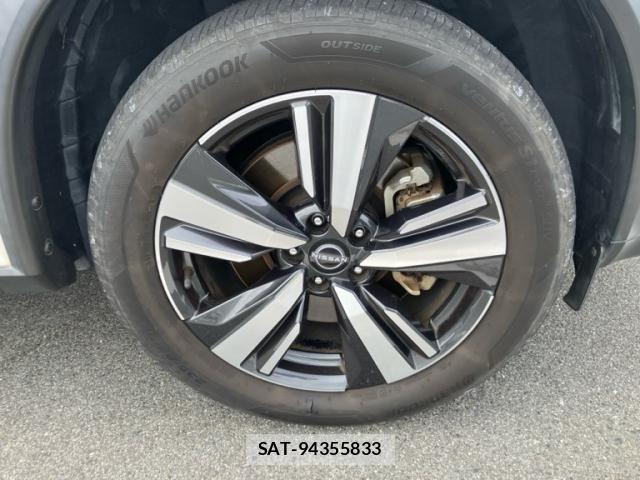 Nissan X-TRAIL HYBRID 2022-11 8076261-2