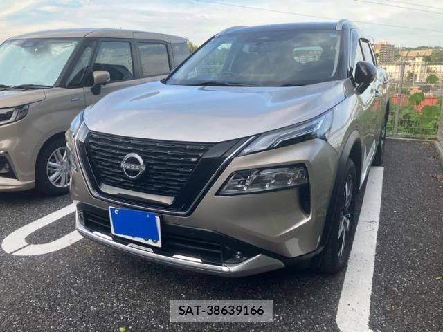 Nissan X-TRAIL HYBRID 2023-03 8076254-1