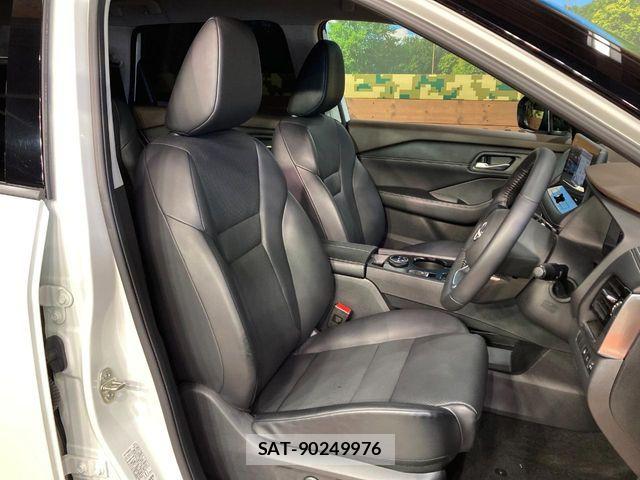Nissan X-TRAIL HYBRID 2022-10 8076259-7