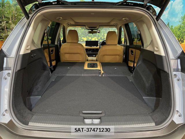 Nissan X-TRAIL HYBRID 2023-08 8076257-11