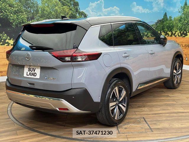 Nissan X-TRAIL HYBRID 2023-08 8076257-17