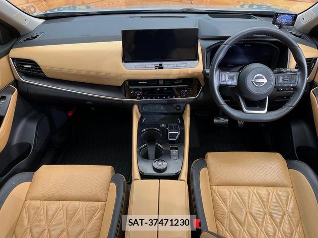 Nissan X-TRAIL HYBRID 2023-08 8076257-1