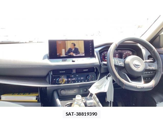 Nissan X-TRAIL HYBRID 2025-01 8076256-10