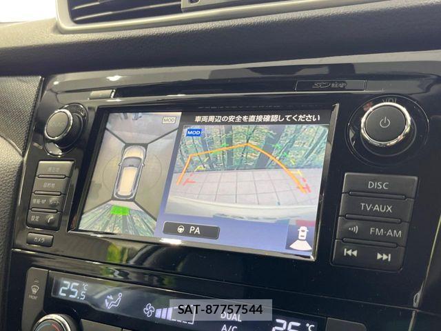 Nissan X-TRAIL HYBRID 2015-10 8102949-4