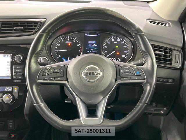 Nissan X-TRAIL HYBRID 2017-05 8102947-10