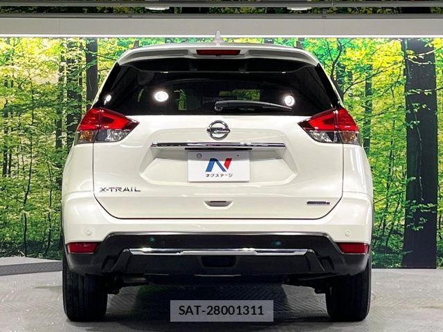 Nissan X-TRAIL HYBRID 2017-05 8102947-14