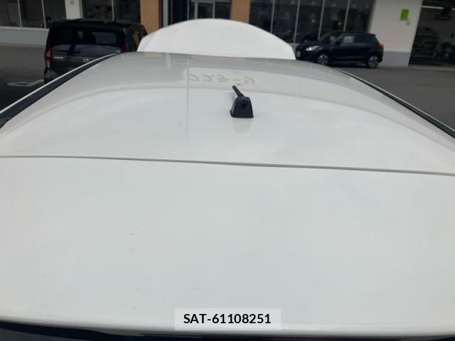 Nissan X-TRAIL HYBRID 2015-12 8102950-12