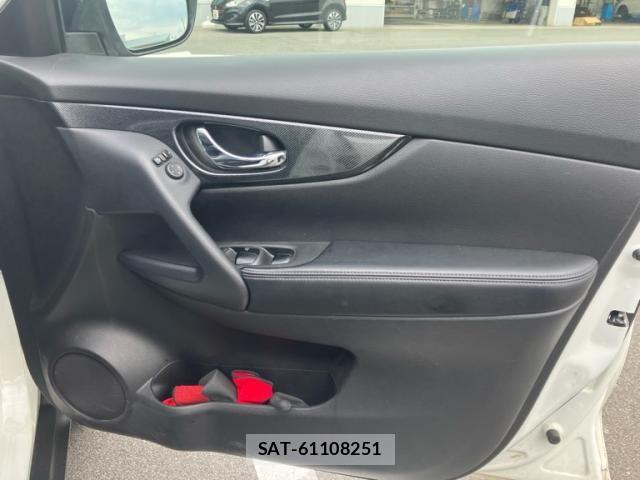 Nissan X-TRAIL HYBRID 2015-12 8102950-15