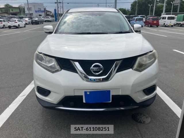 Nissan X-TRAIL HYBRID 2015-12 8102950-1