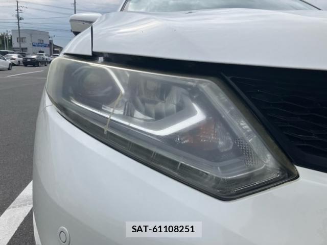 Nissan X-TRAIL HYBRID 2015-12 8102950-4