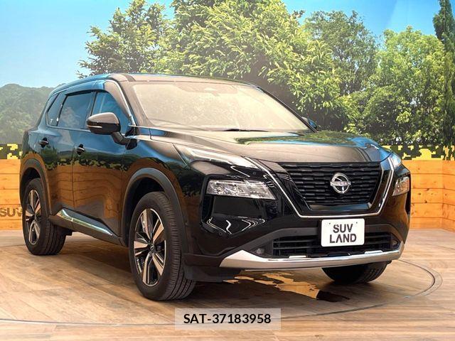 Nissan X-TRAIL HYBRID 2023-04 8102943-16