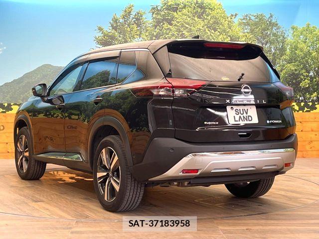 Nissan X-TRAIL HYBRID 2023-04 8102943-17