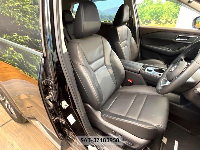 Nissan X-TRAIL HYBRID 2023-04 8102943-8