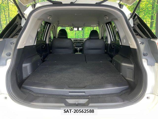 Nissan X-TRAIL HYBRID 2015-06 8147082-9