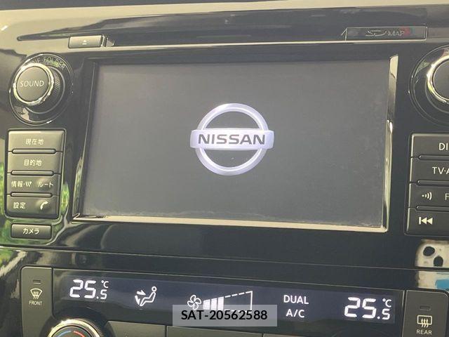 Nissan X-TRAIL HYBRID 2015-06 8147082-2