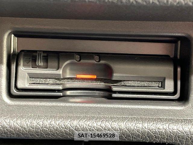 Nissan X-TRAIL HYBRID 2016-07 8147081-5