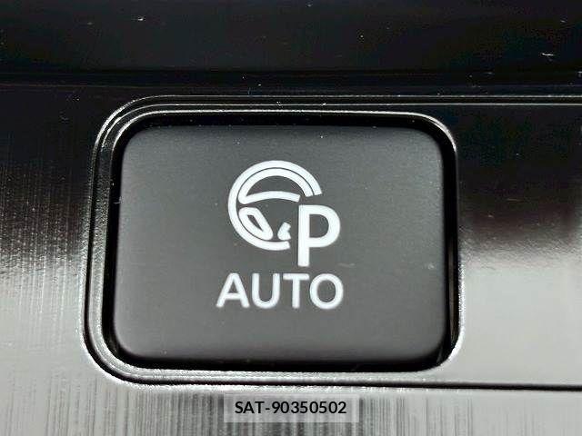 Nissan X-TRAIL HYBRID 2023-12 8147068-9