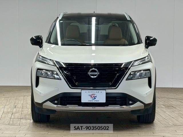 Nissan X-TRAIL HYBRID 2023-12 8147068-14