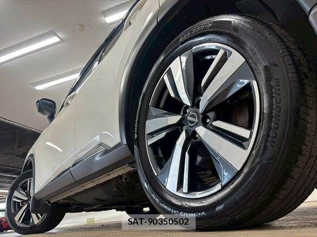 Nissan X-TRAIL HYBRID 2023-12 8147068-18