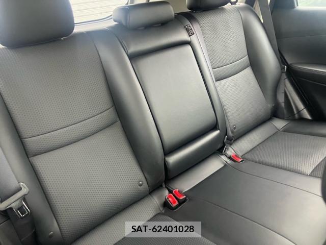 Nissan X-TRAIL HYBRID 2015-08 8147083-14