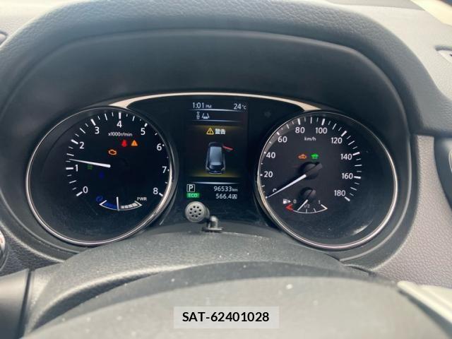 Nissan X-TRAIL HYBRID 2015-08 8147083-19